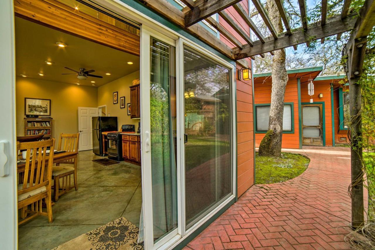 Hilltop Loft Ukiah Vacation Rental! Exterior photo