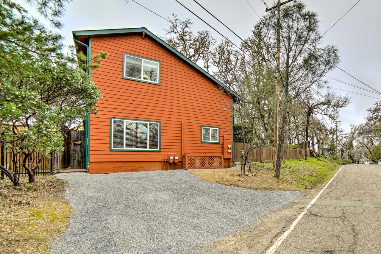 Hilltop Loft Ukiah Vacation Rental! Exterior photo